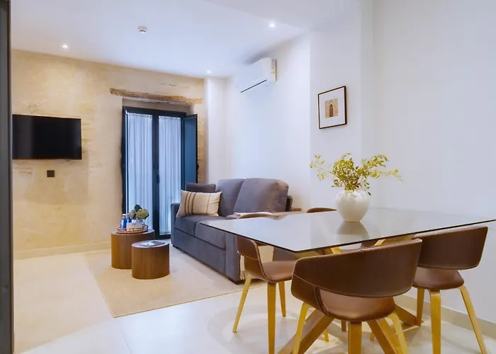 Luxurious Studio Overlooking Casa Pilatos